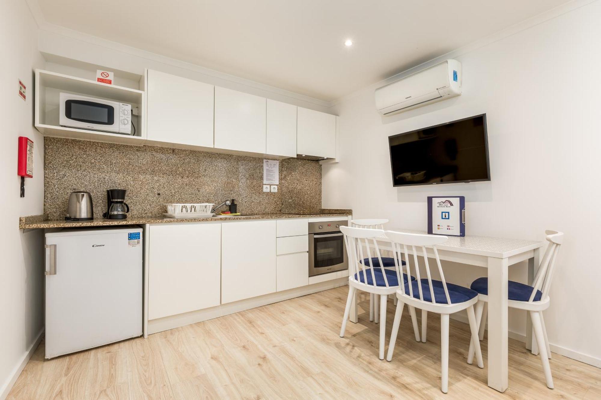 Bra.Com Apartments Oporto Campanha Luaran gambar