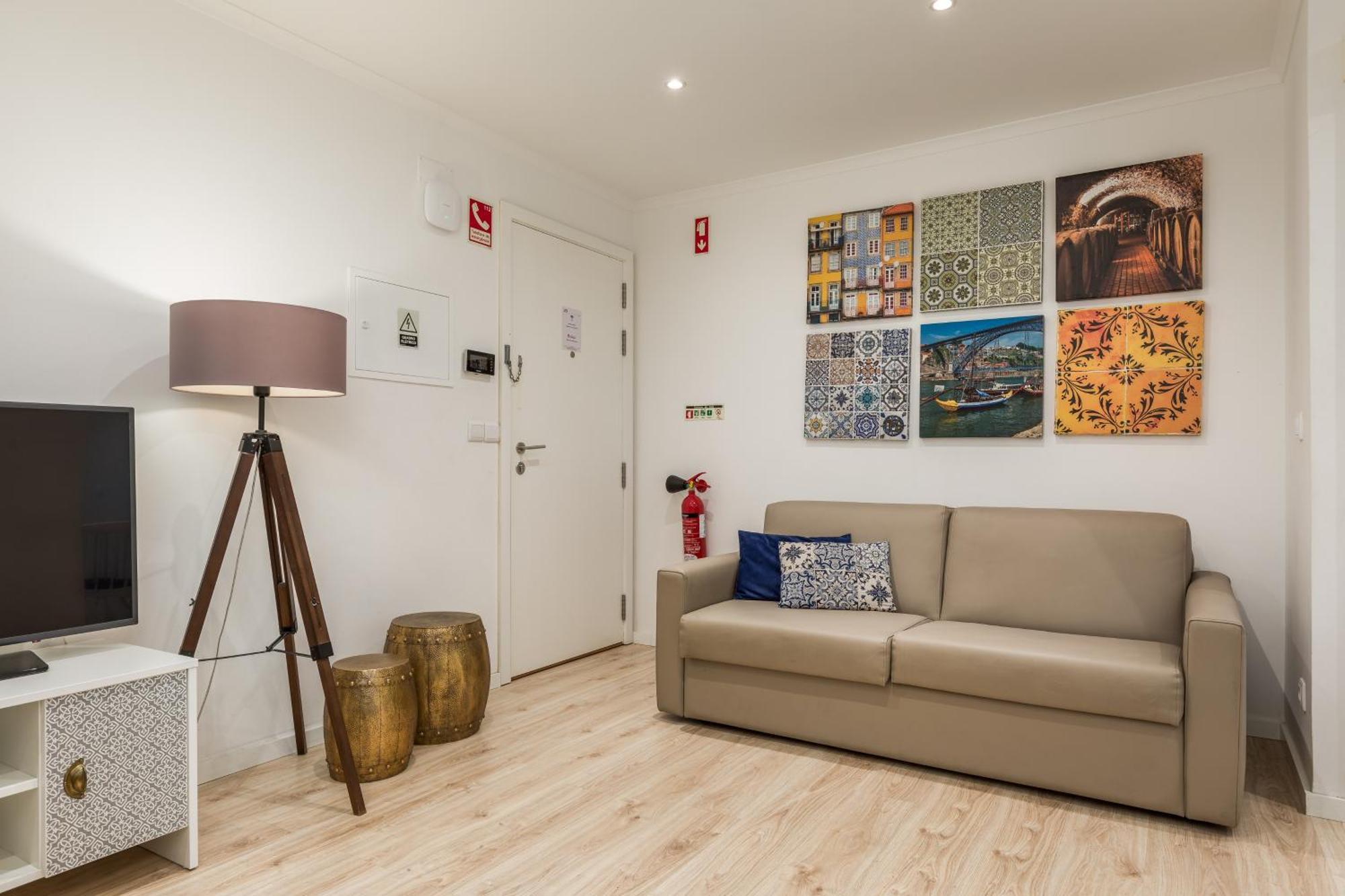 Bra.Com Apartments Oporto Campanha Luaran gambar
